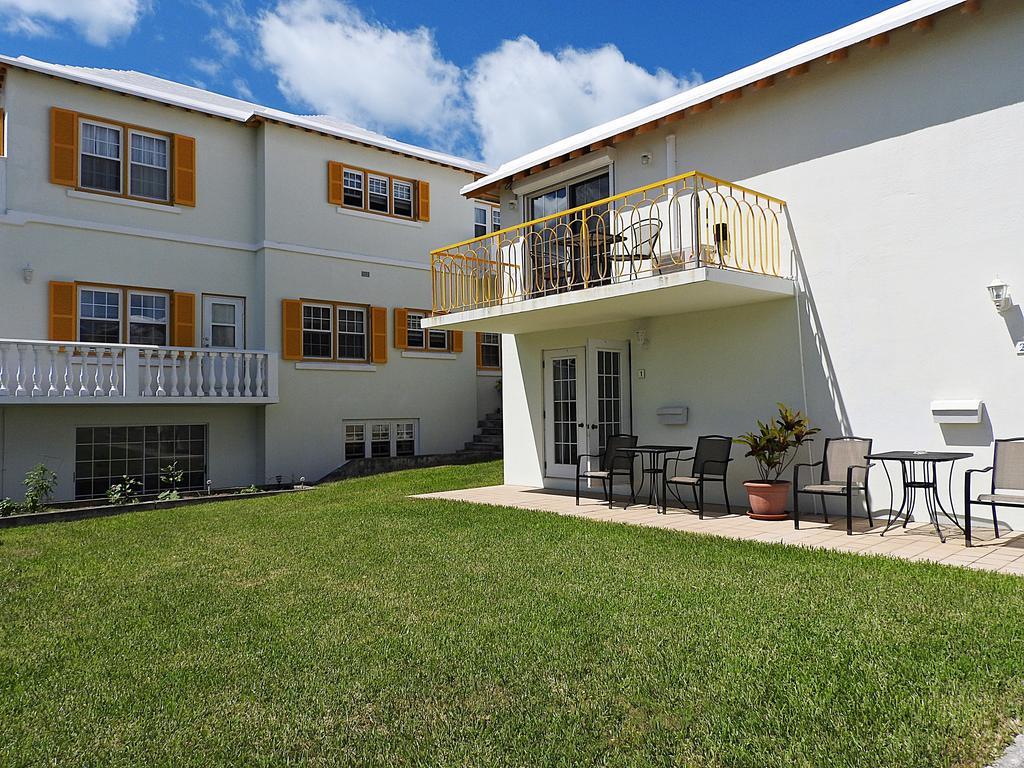 Pembroke Windsong Guest Apartments מראה חיצוני תמונה