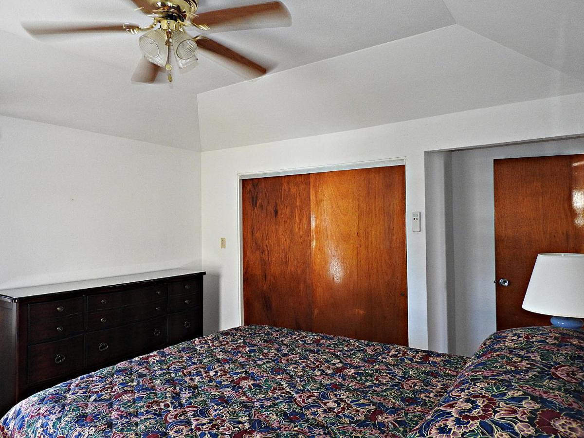 Pembroke Windsong Guest Apartments מראה חיצוני תמונה