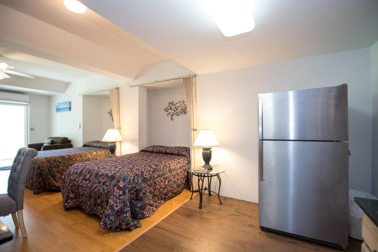 Pembroke Windsong Guest Apartments מראה חיצוני תמונה