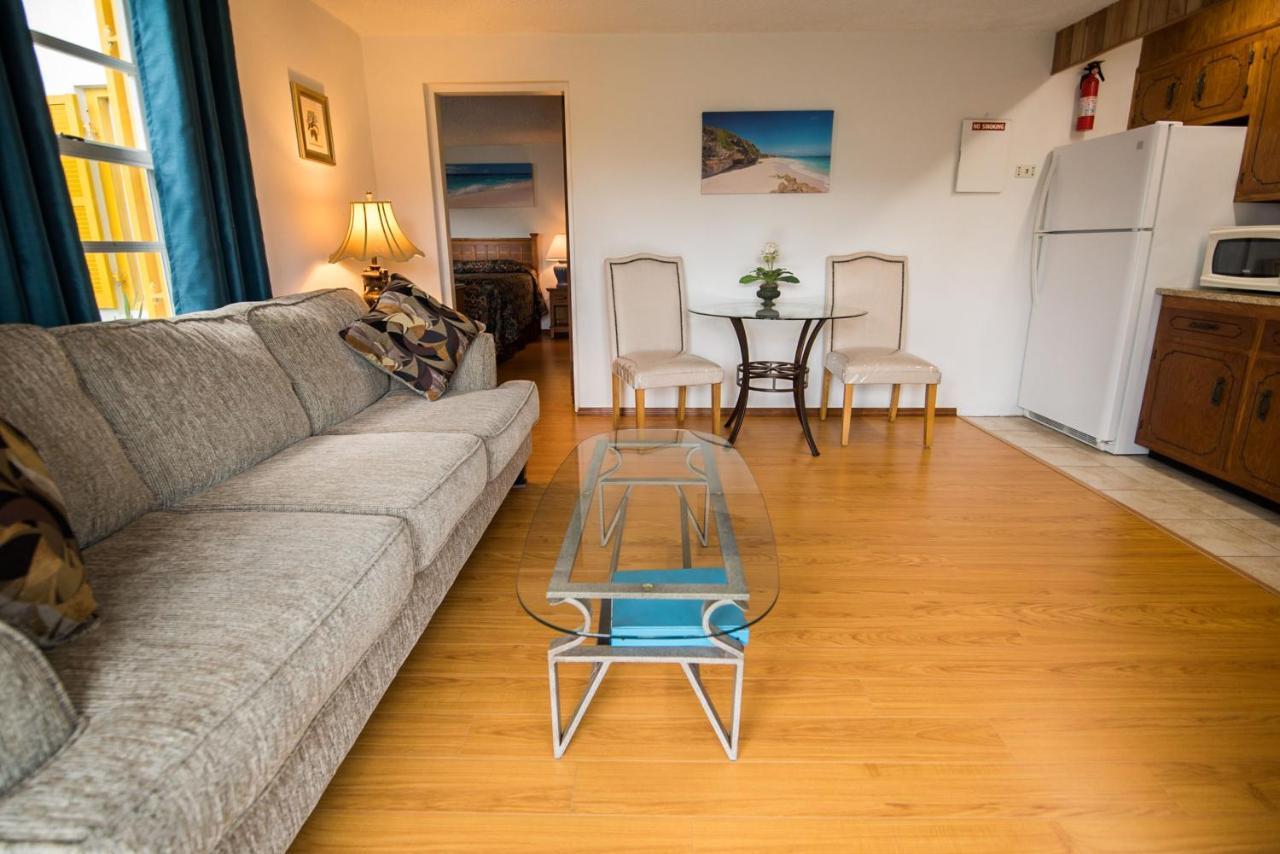 Pembroke Windsong Guest Apartments מראה חיצוני תמונה
