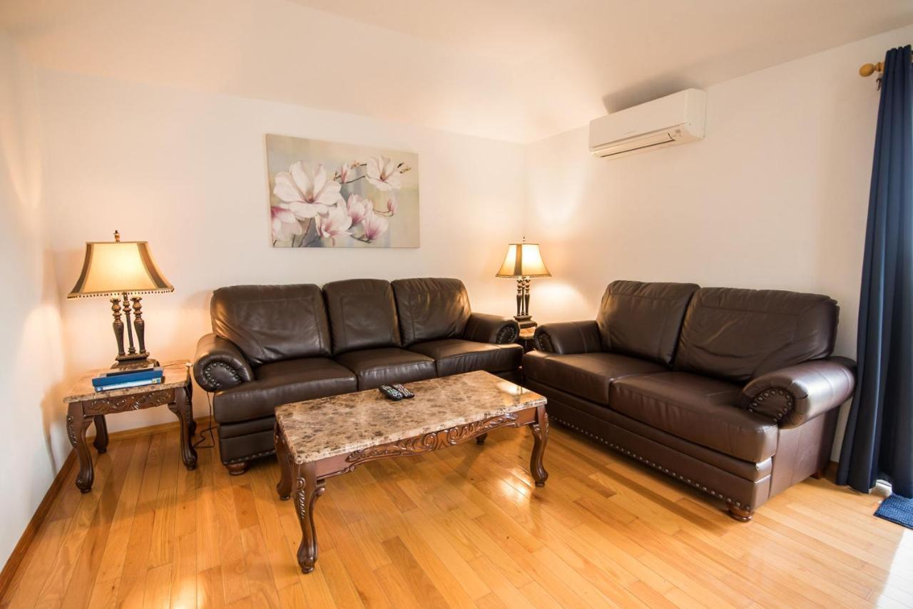 Pembroke Windsong Guest Apartments מראה חיצוני תמונה